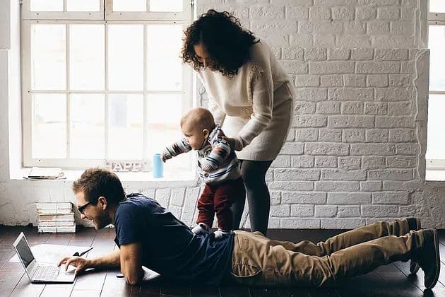 peut on faire une formation pendant un congé parental