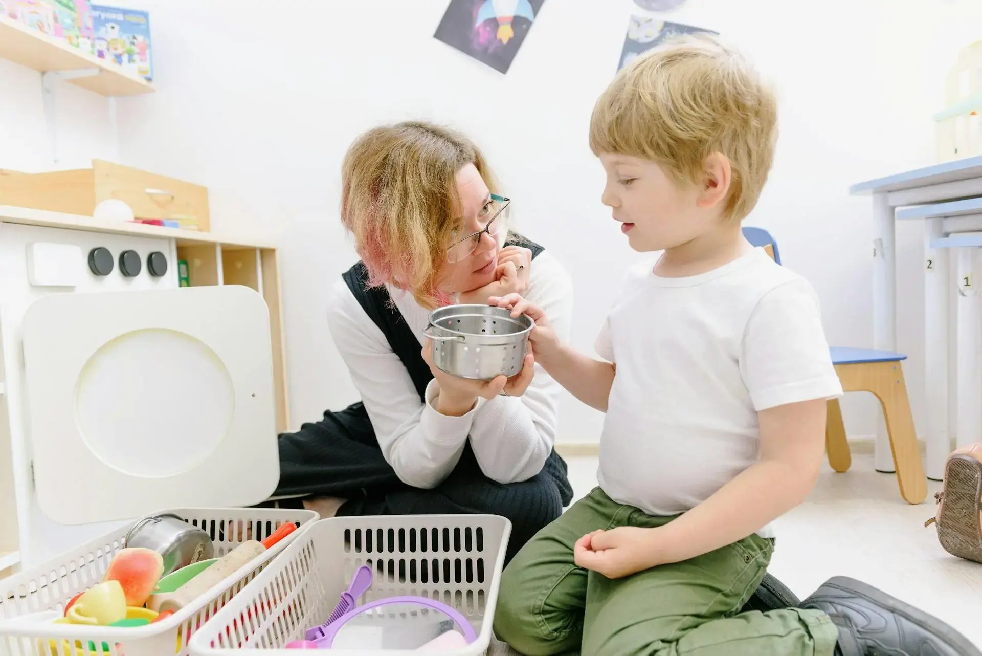 enfants-jeu-dinette