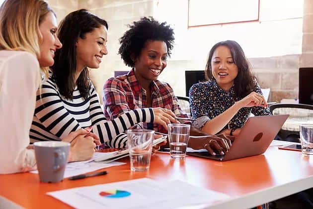 Réseau professionnel féminin : comment choisir le vôtre ?